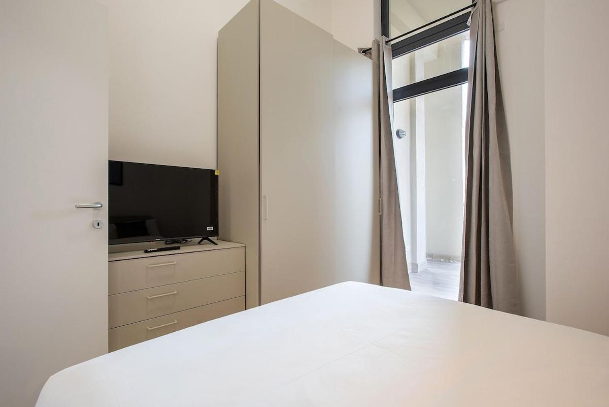 Urban Oasis Near Termini With Free Private Parking Apartment Rom